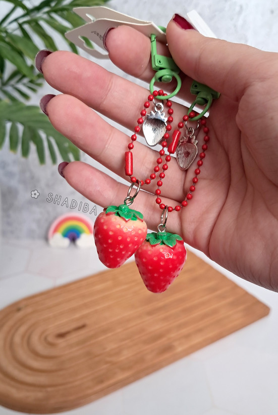 آویز و چارم بگ توت فرنگی